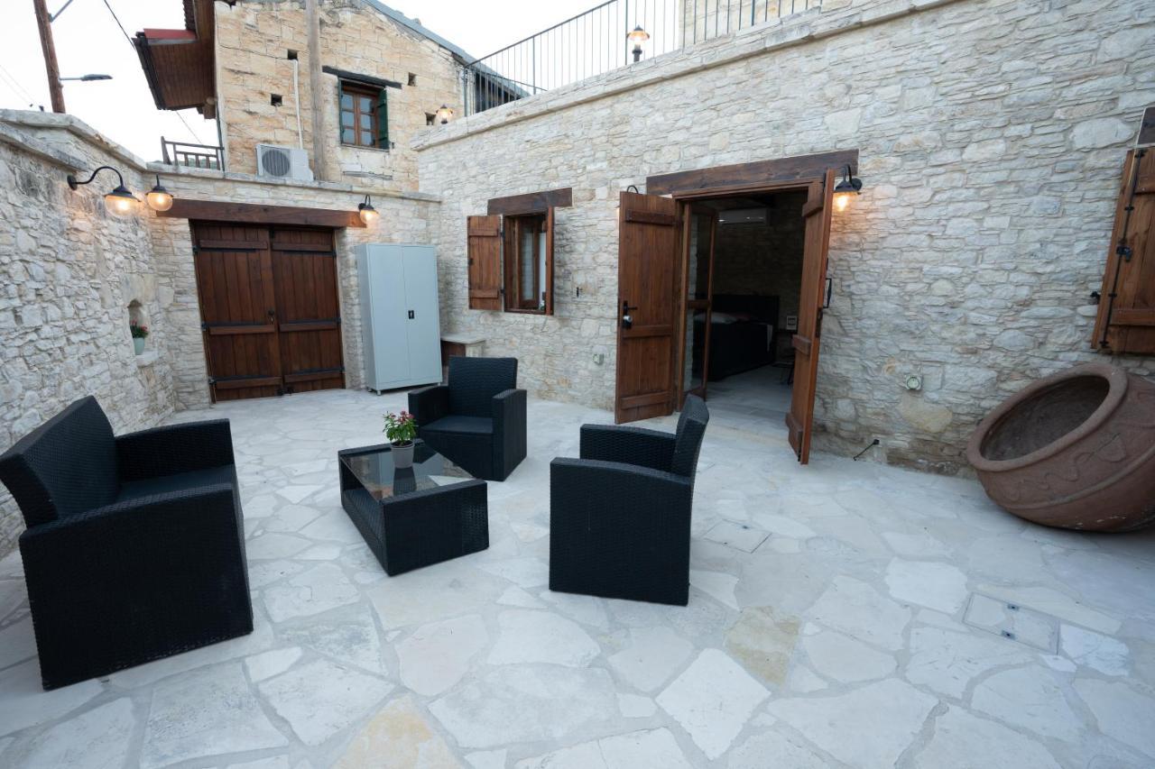 Eidyllio Luxury Suites Omodos Extérieur photo