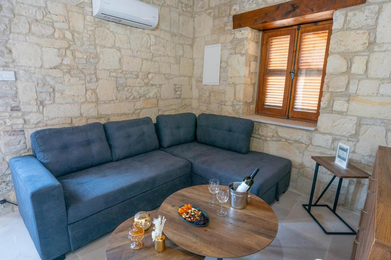 Eidyllio Luxury Suites Omodos Extérieur photo